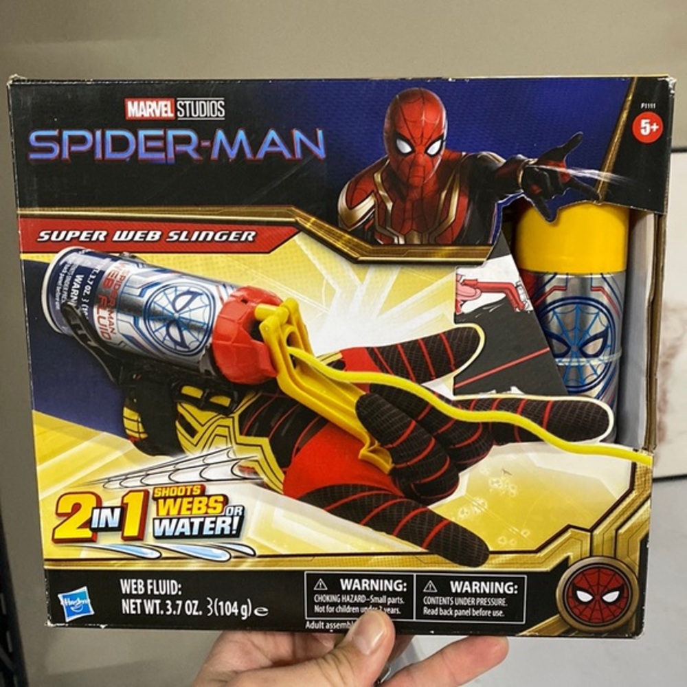 Hasbro Marvel‎ Studio Spider-Man Super Web Slinger Role-Play Toy